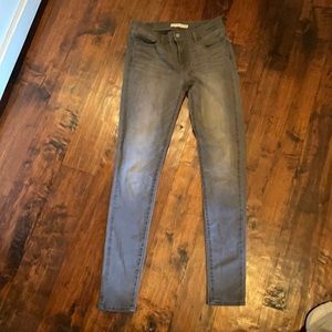 Levi’s black skinny jeans